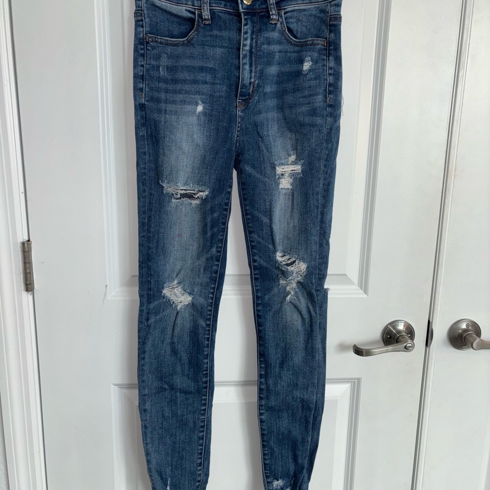 American Eagle Classic Distressed Denim Skinny Jeans
